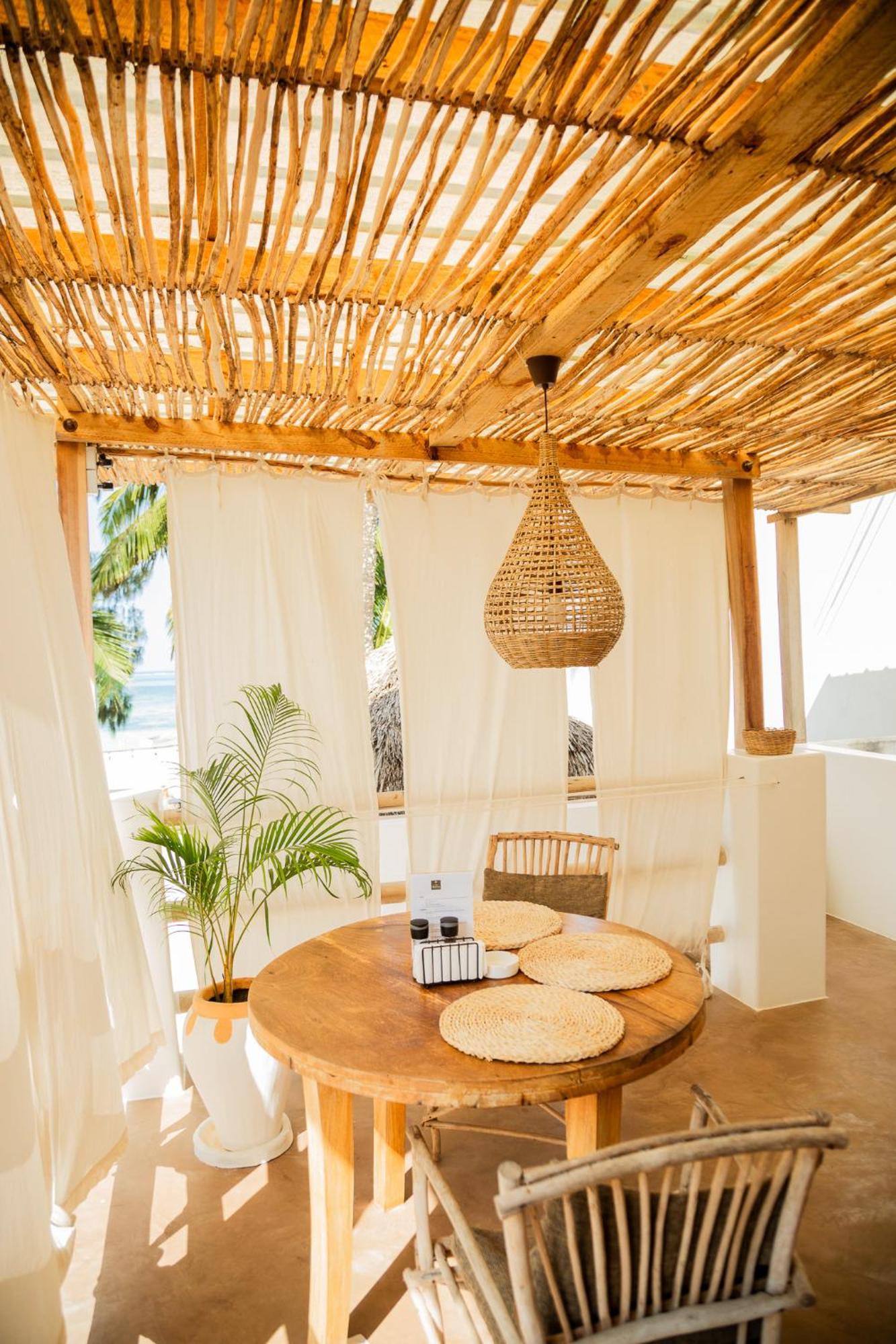 Boho Boutique Hotel - Beachfront , Adults Only , Private Pool Kiwengwa  Dış mekan fotoğraf